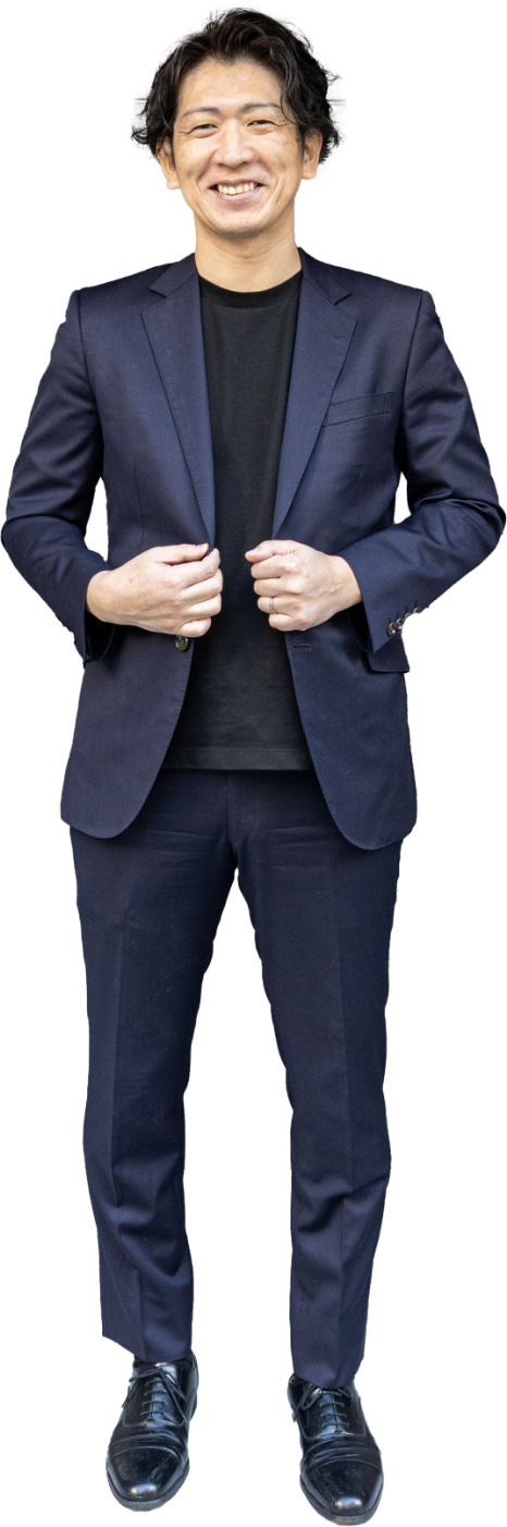 スタッフの全身写真